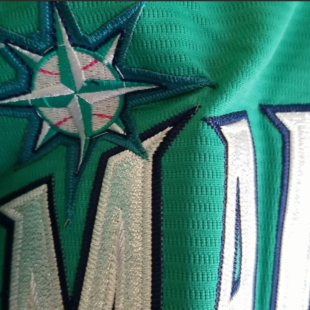 Nike MLB Seattle Mariners Teal Button-Up Jersey